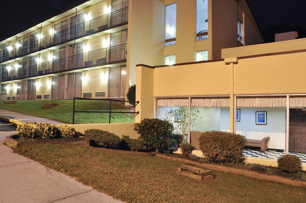 Best Western Niantic - New London, Mystic Area Zewnętrze zdjęcie